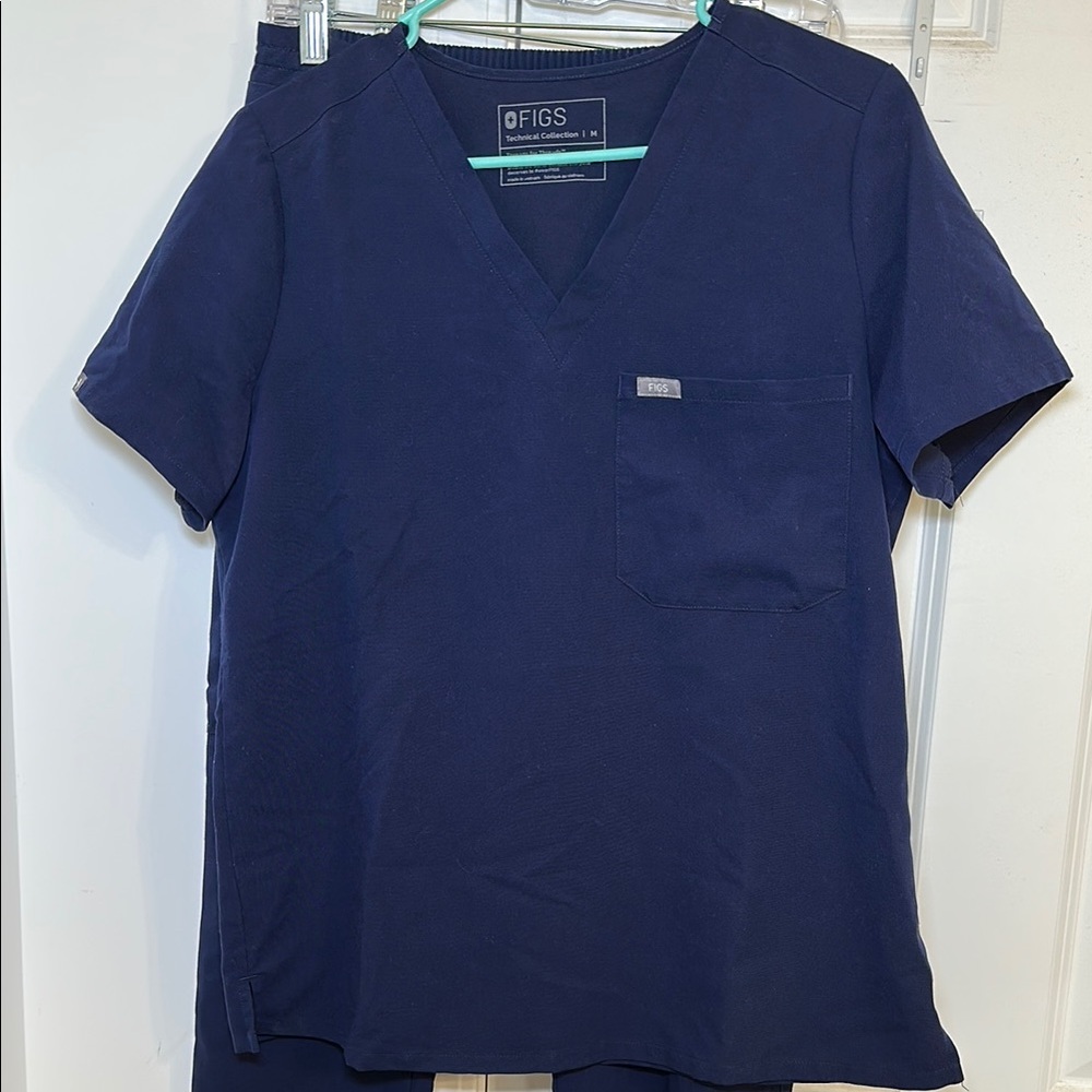 Figs navy scrub top